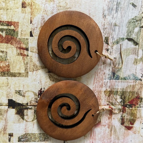 Buy one get one free** any item under $20 - Picture 7 of 8